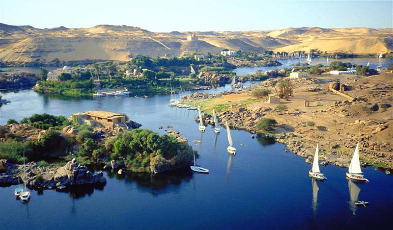 LUXOR ASWAN AND ABU SIMBLE TWO DAYS TOUR FROM MARSA ALAM