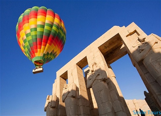 LUXOR ZWEITAGES AUSFLUG VON HURGHADA AUS, MIT HEISSLUFTBALLONFAHRT