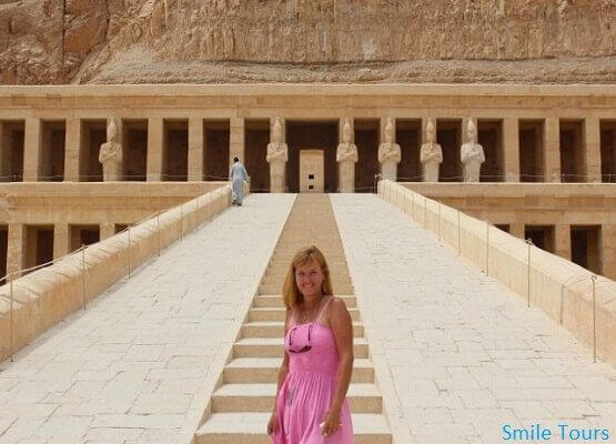 DAY TRIP TO LUXOR FROM HURGHADA BY VAN