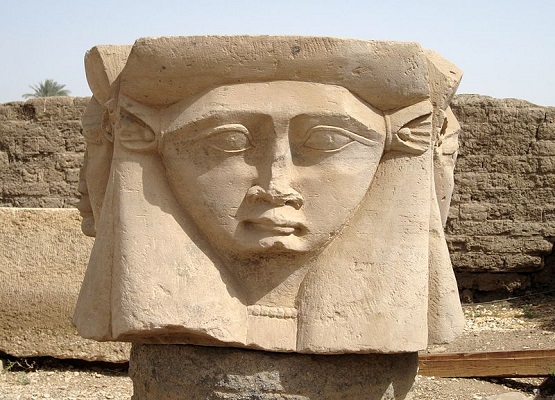 79528Smile_Tours_Dendera_Abydos_0.jpg