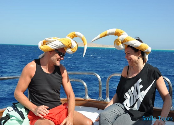 80527Smile_Tours_snorkling_Hurghada_0.jpg